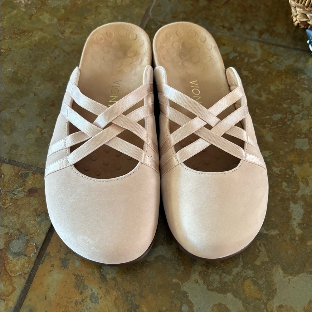 Vionic Ballet Pink Mules